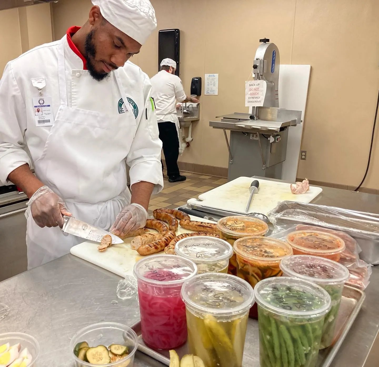 Construyendo una carrera culinaria exitosa: habilidades para preparar a los estudiantes para el éxito en el mundo real