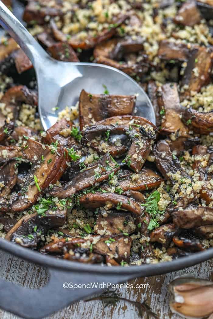 Hongos Portobello con Mantequilla de Ajo