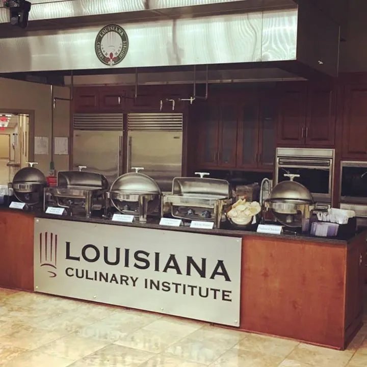 Licenciatura en gestión hotelera y culinaria: aprender a liderar en la industria de restaurantes actual